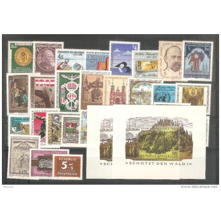 Sellos Año 1985 Austria faltan n 16312 1640 16421652 y 1661 austria