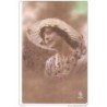 Tarjeta postal mujer escrita por detras1917