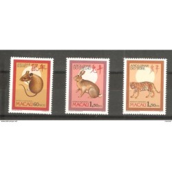Sellos n 486 523 y 540 Macao