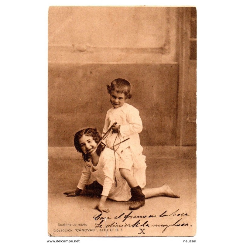 Tarjeta postal de circulada con pareja de niños jugando con cuerdas Tarjeta postal de circulada con pareja de niños jugando con cuerdas