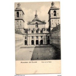 Postal  de monasterio del escorial patio de los reyes