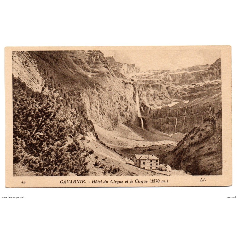 Tarjeta postal de gavarnie Hotel du cirque et le cirque Tarjeta postal de gavarnie Hotel du cirque et le cirque