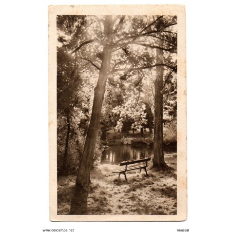 Tarjeta postal de beaune parc de la bouzaise circulada