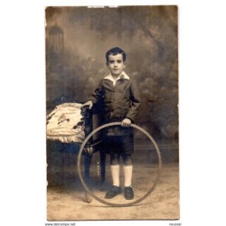 Tarjeta postal niño posando  vilanueva y la geltru