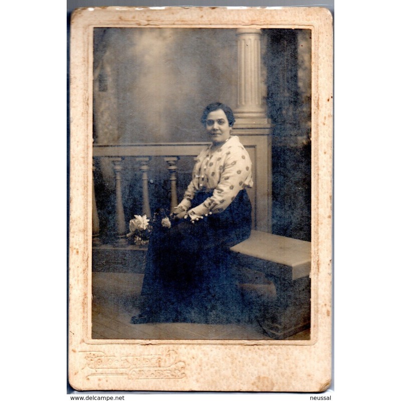 Foto de mujer posando Foto de mujer posando