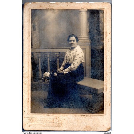 Foto de mujer posando