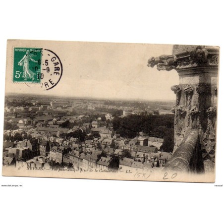 Tarjeta postal de nevers vue panoramique prise de la cathedrale circulada