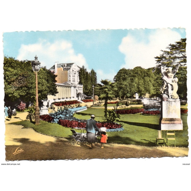 Tarjeta postal de rennes le thabor devant les serres Tarjeta postal de rennes le thabor devant les serres