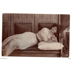 Tarjeta postal  de  mujer