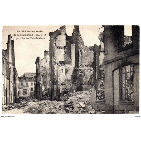 Tarjeta postal Reims dans ses annees de bombardements 1914