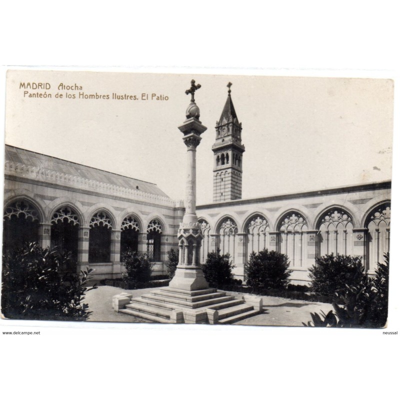 Tarjeta postal de Madrid panteon de los hombres ilustres Tarjeta postal de Madrid panteon de los hombres ilustres
