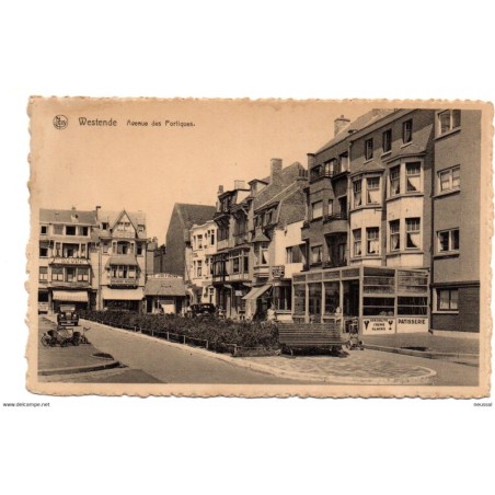 Postal  de westende  avenue des portiques