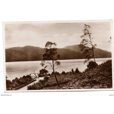 Postal de halway house loch ness