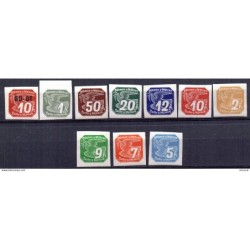 Serie n 19 timbres pour journaux  Bohemia y moravia