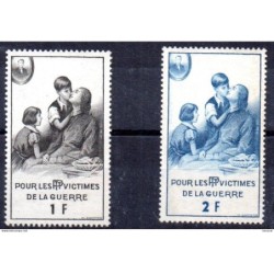 Timbres beneficiencia ptt n 823 francia