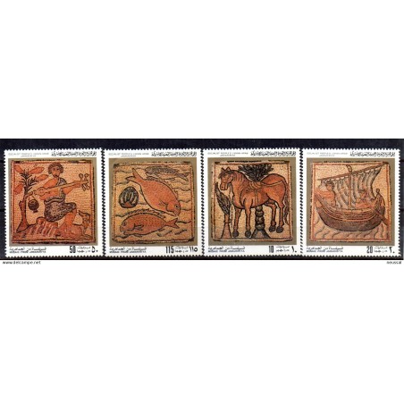4 sellos sueltos de libia