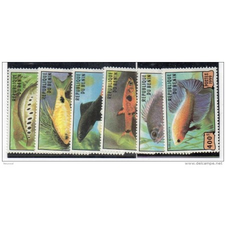 Serie n 9027  Peces  Benin