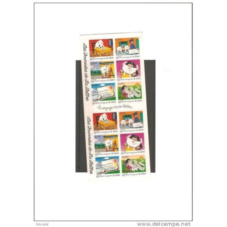 Carnet  de francia de 1999 con alguna doblez