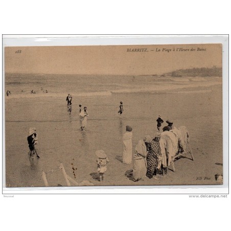 Tarjeta postal biarritz  la plagea lheure des bains